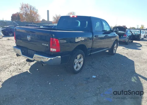 2021 Ram 1500 Classic Tradesman 4X4 5'7 Box z USA, uszkodzony, nr VIN 3C6RR7KT8MG709751